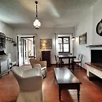 Il Mandorlo Fuer 8 Personen By Interhome