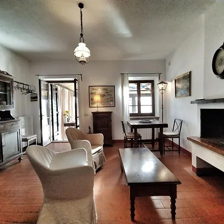 Il Mandorlo Fuer 8 Personen By Interhome